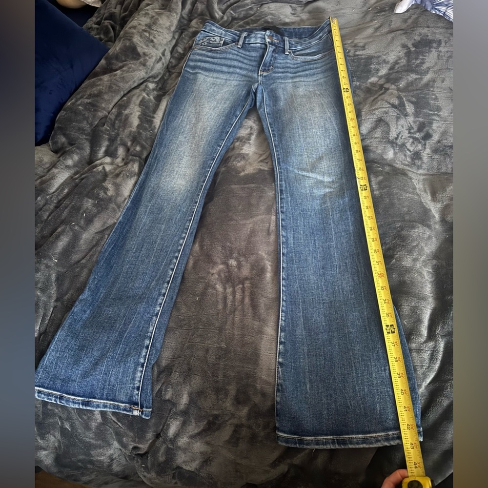 NWOT Buckle Lowrise Bootcut Jeans - Picture 5 of 10
